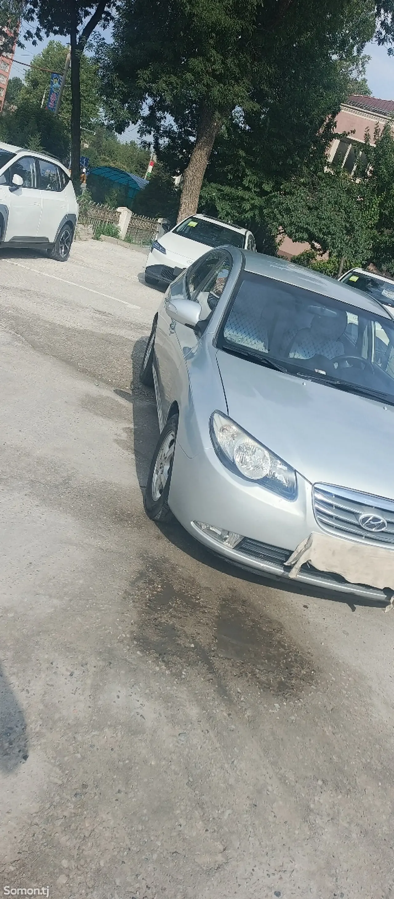 Hyundai Avante 2010 · 1.6 AT