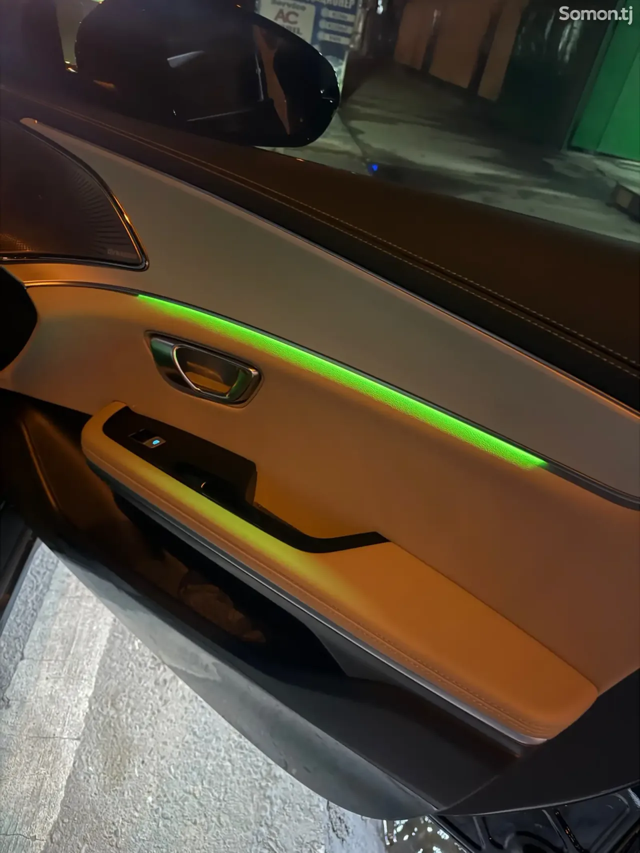 BYD Han 2025 · AT