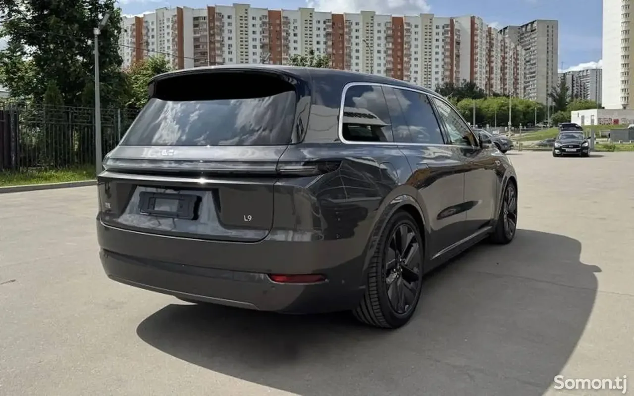 Li Auto (Lixiang) L9 2025 · 3.0 AMT