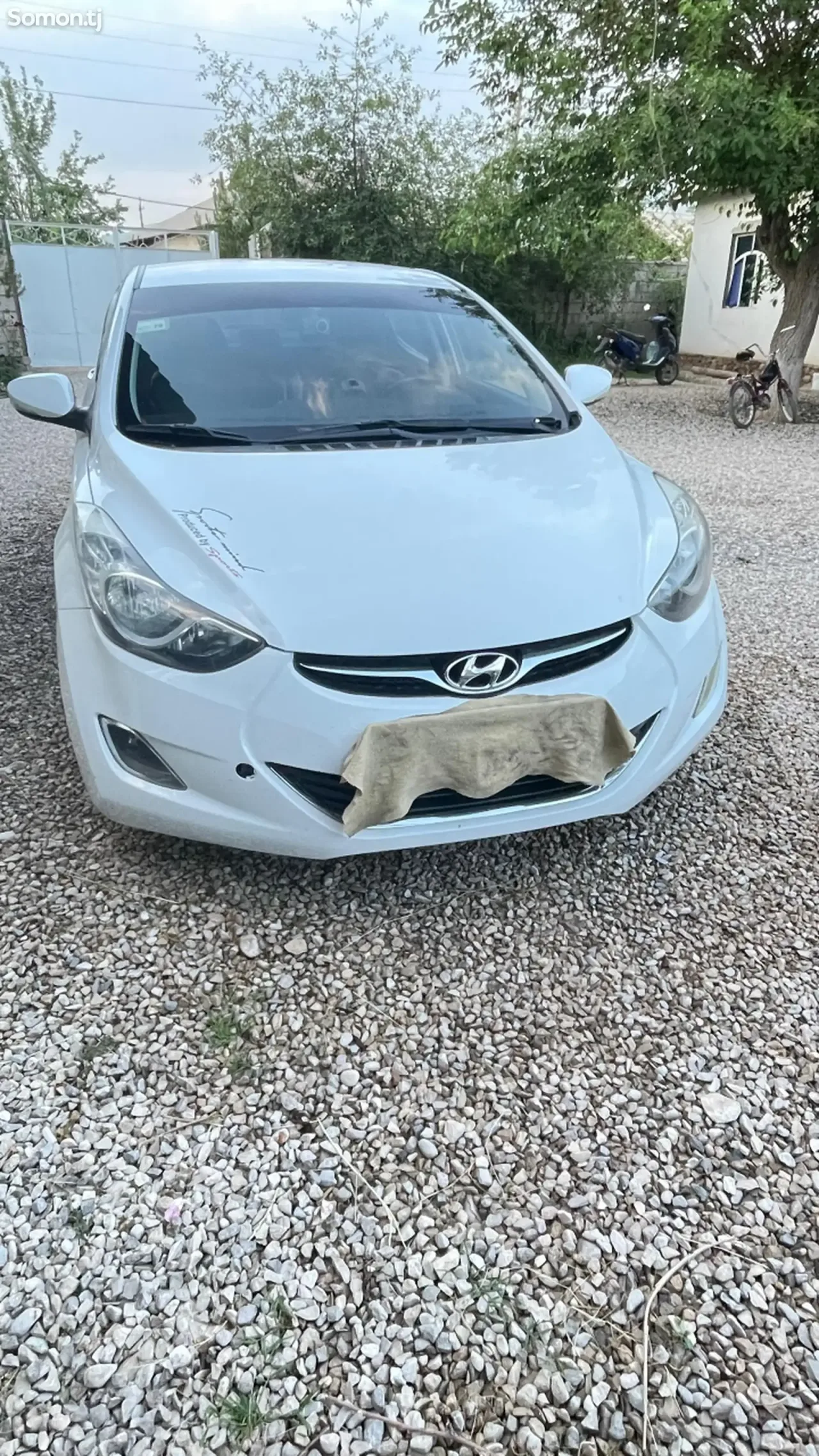 Hyundai Avante 2011 · 1.6 AT