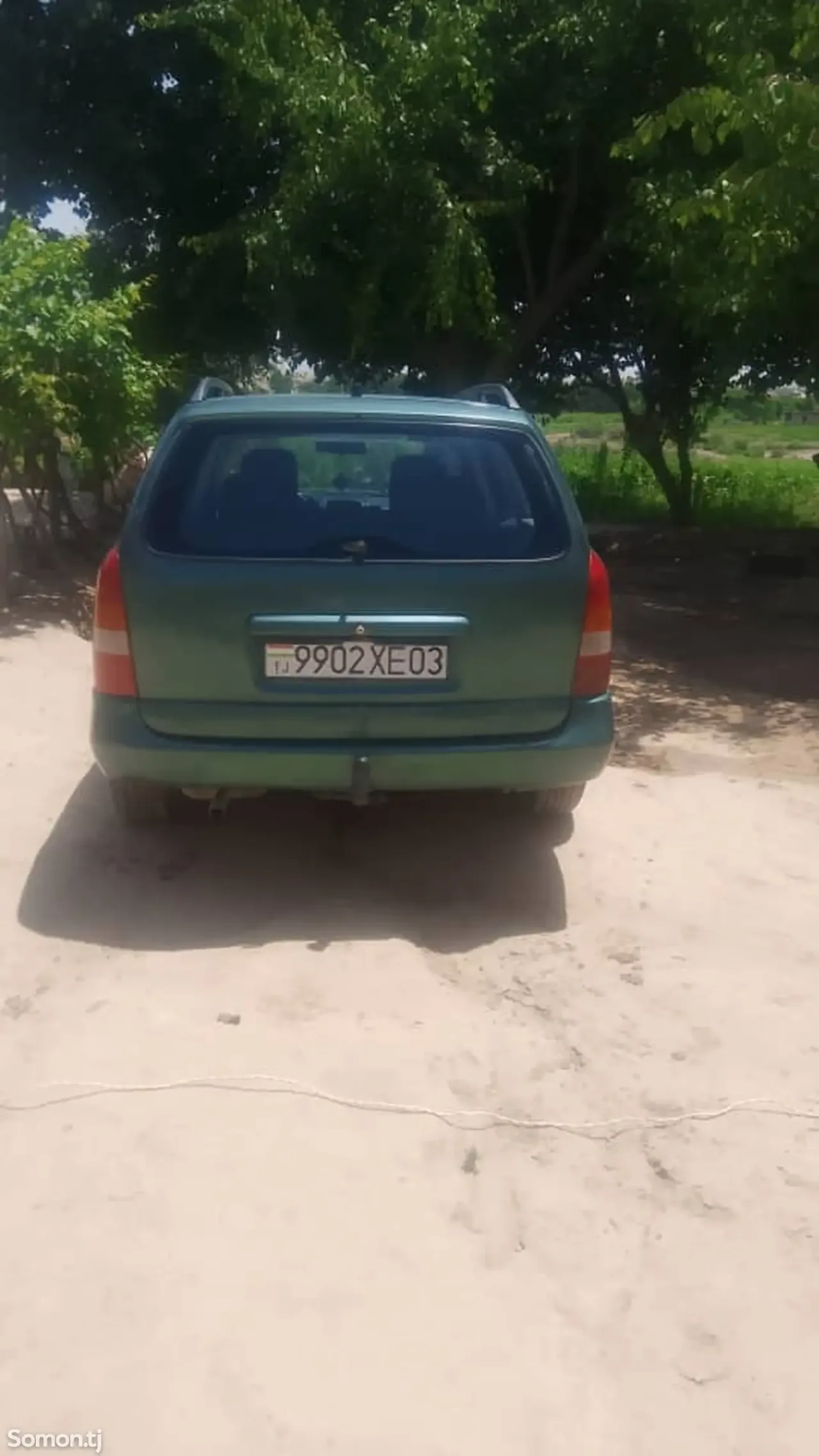 Opel Astra J 1998 · 1.6 MT