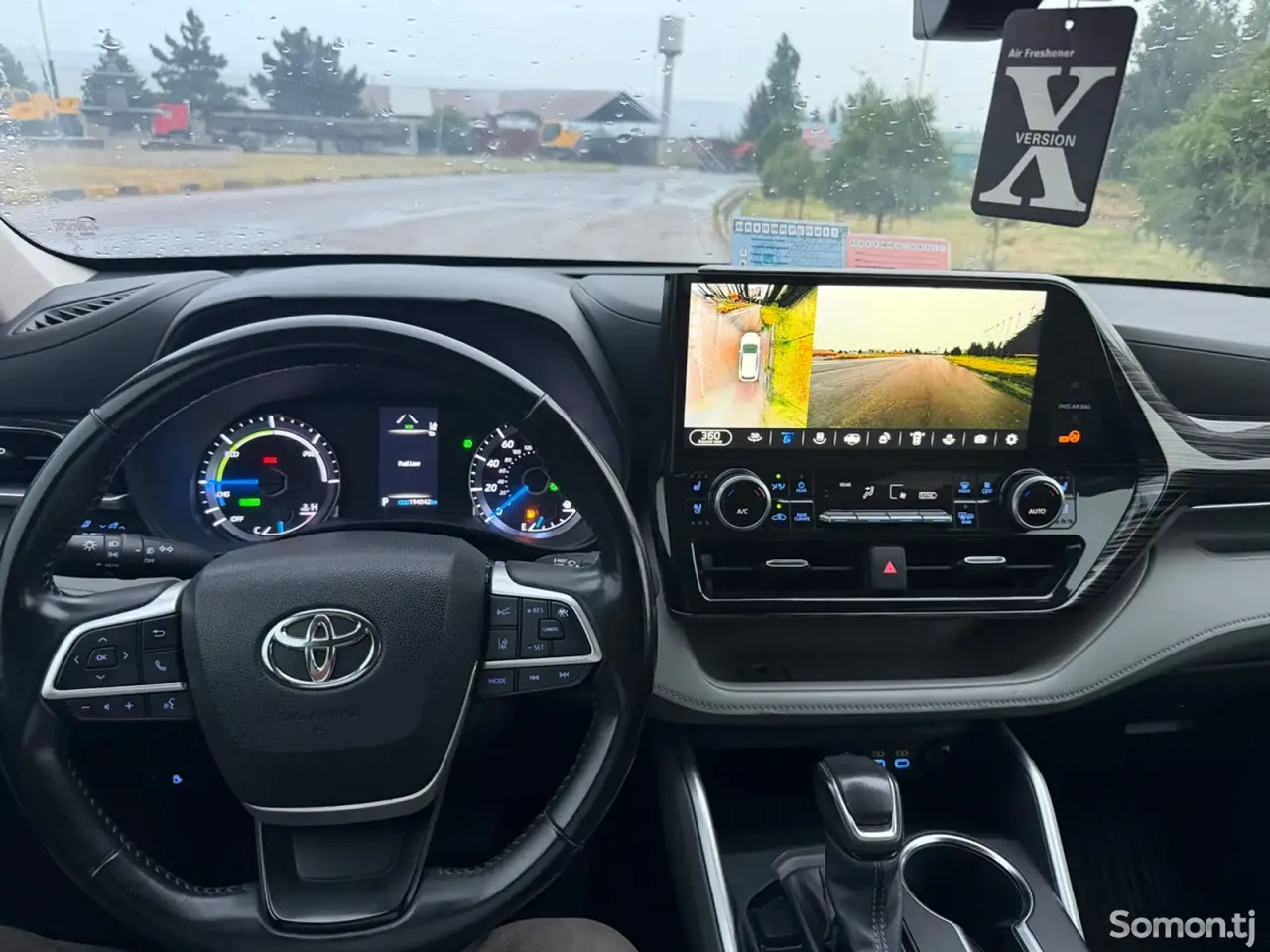 Toyota Highlander 2022 · 2.5 AT