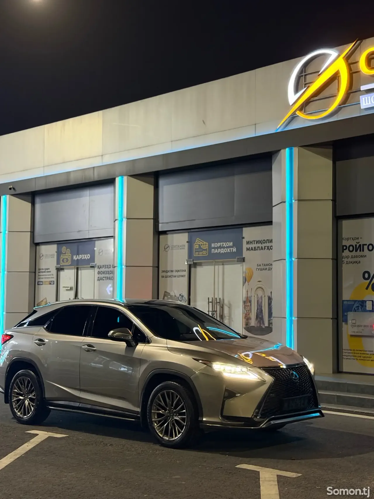 Lexus RX series 2018 · 3.5 AT