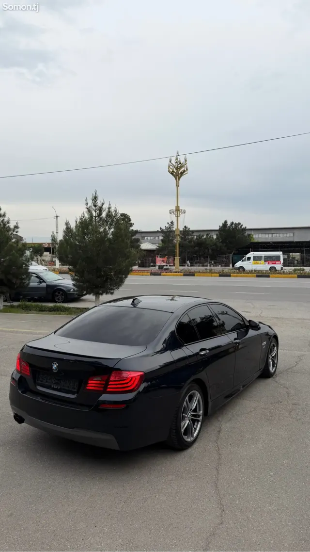 BMW 5 series 2015 · 3.0 AT
