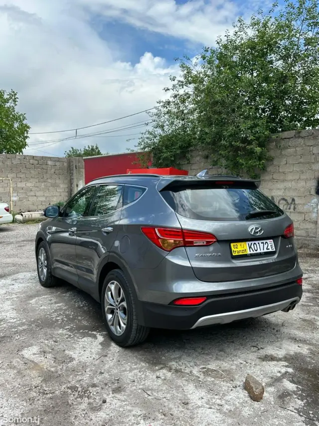 Hyundai Santa Fe 2014 · 2.0 AT