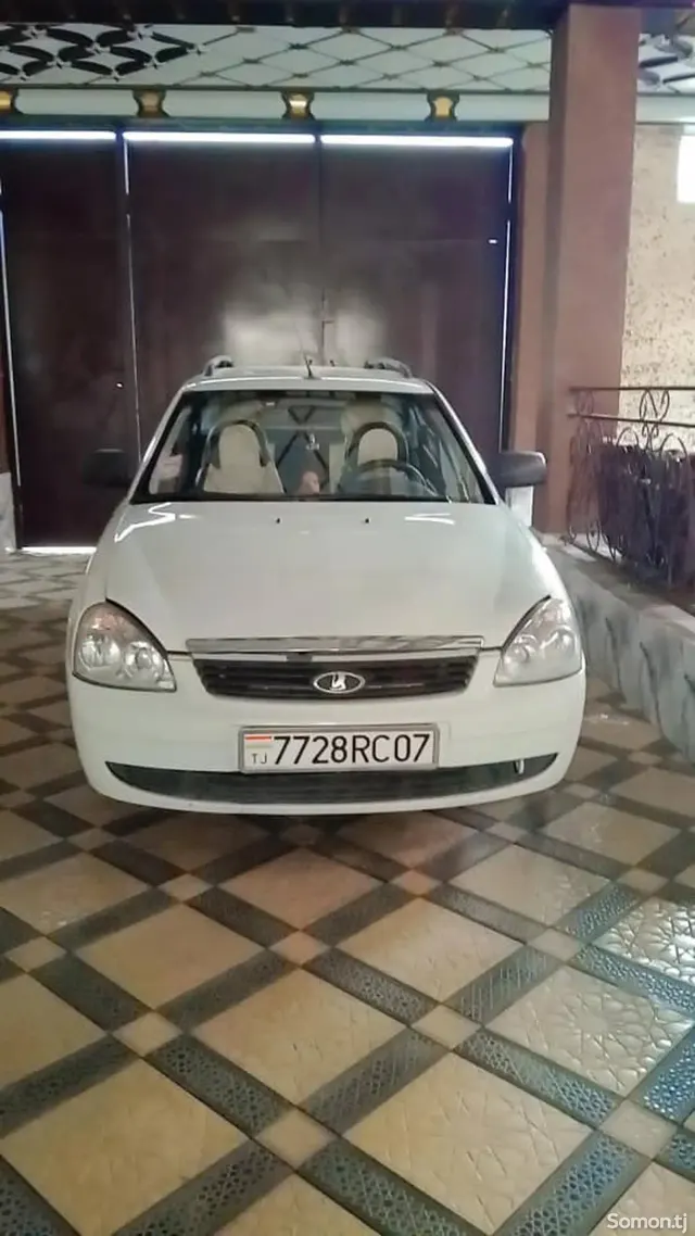 Lada (ВАЗ) Priora 2011 · 1.6 MT