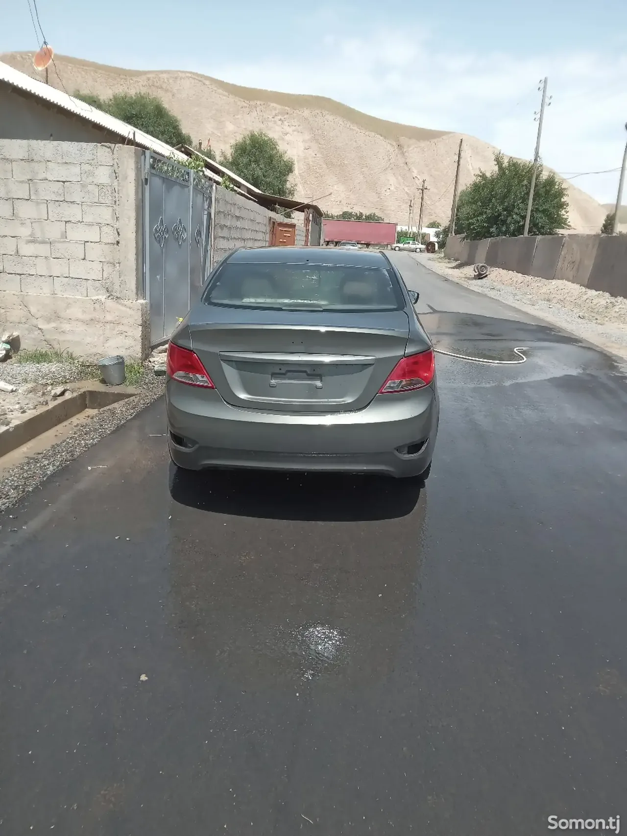 Hyundai Solaris 2014 · MT