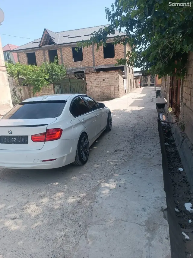 BMW 3 series 2013 · 2.0 AMT