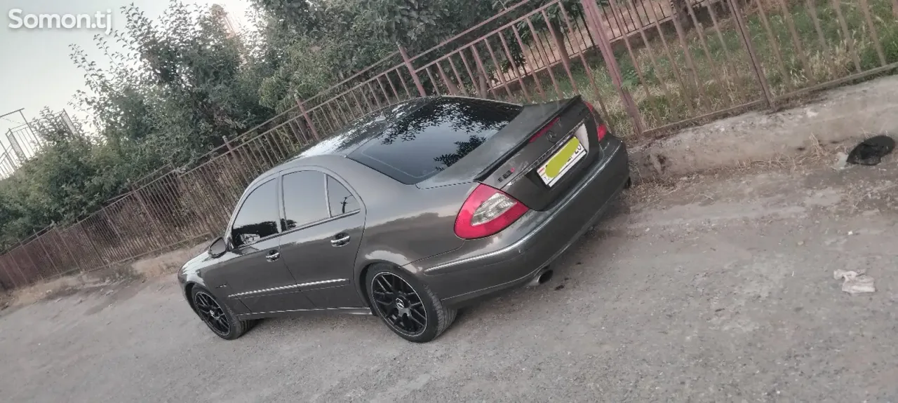 Mercedes-Benz E class 2007 · 3.5 AT