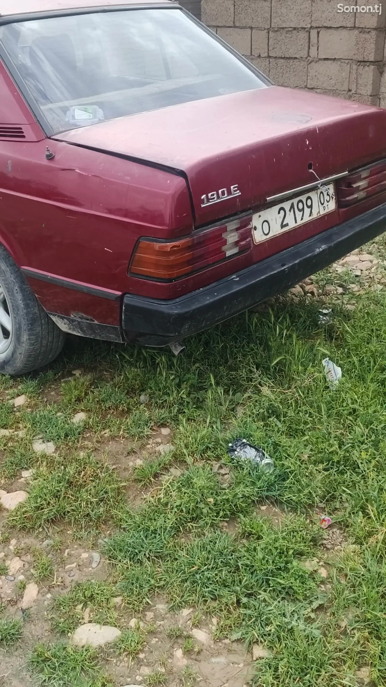 Mercedes-Benz C class 1986 · 2.0 MT