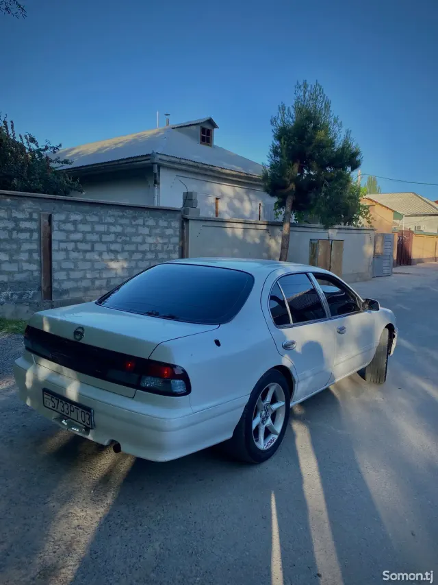 Nissan Cefiro 1997 · 2.0 AT