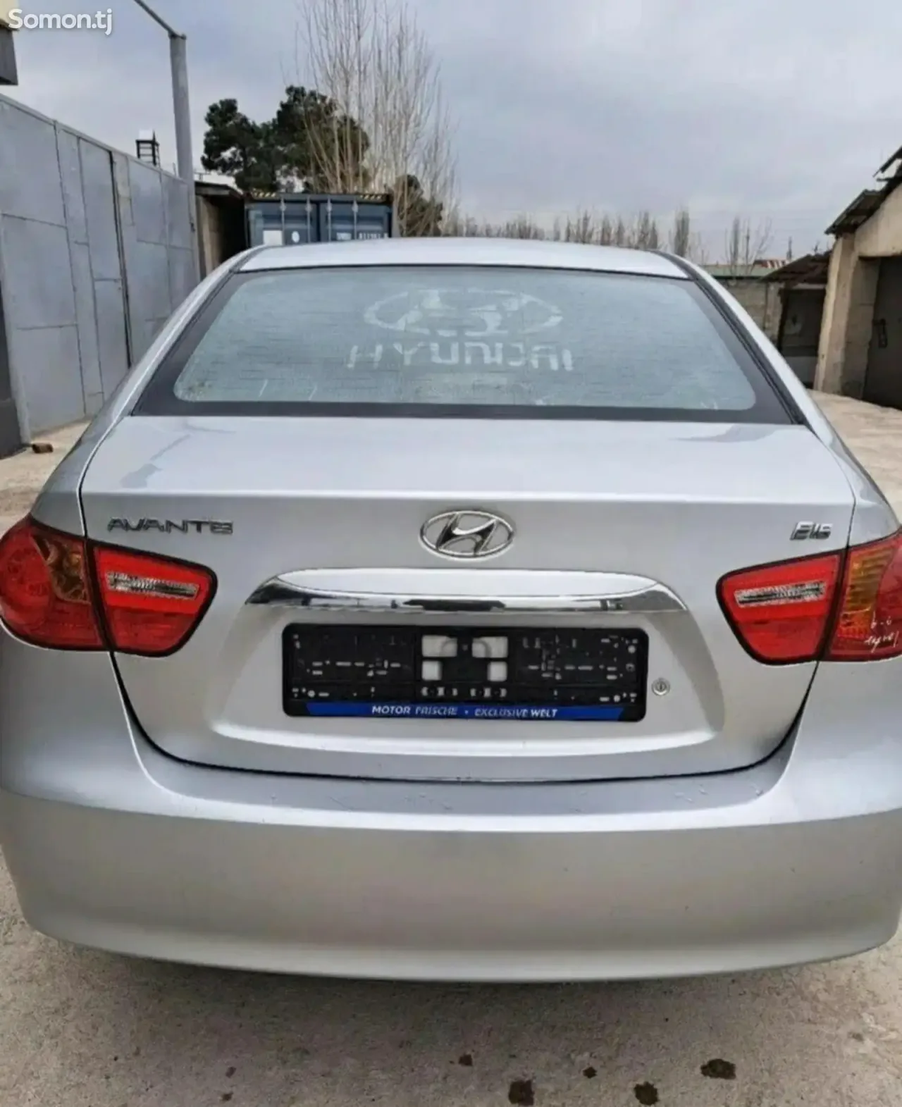 Hyundai Avante 2010 · 1.6 AT