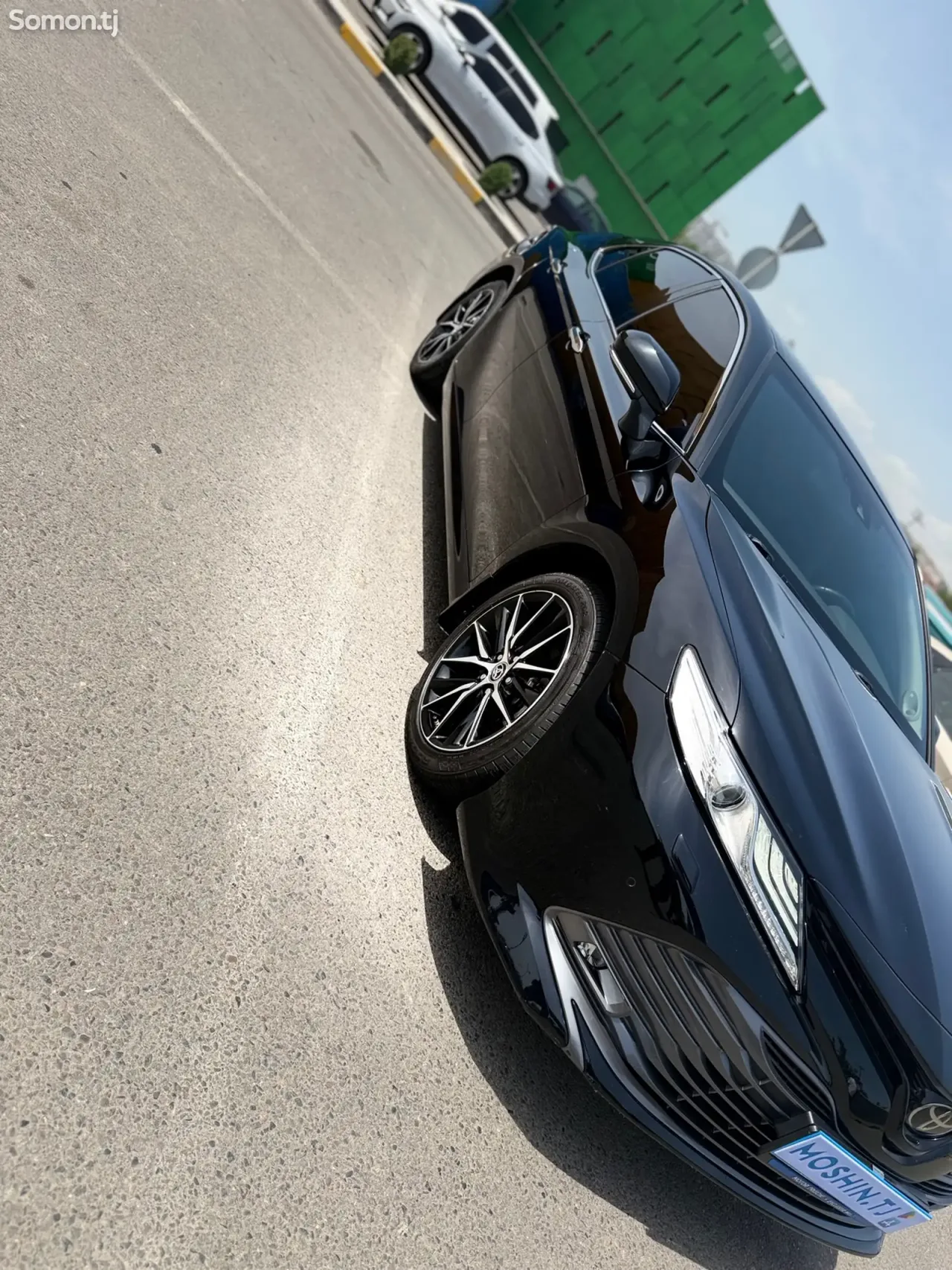 Toyota Camry 2020 · 2.5 AT