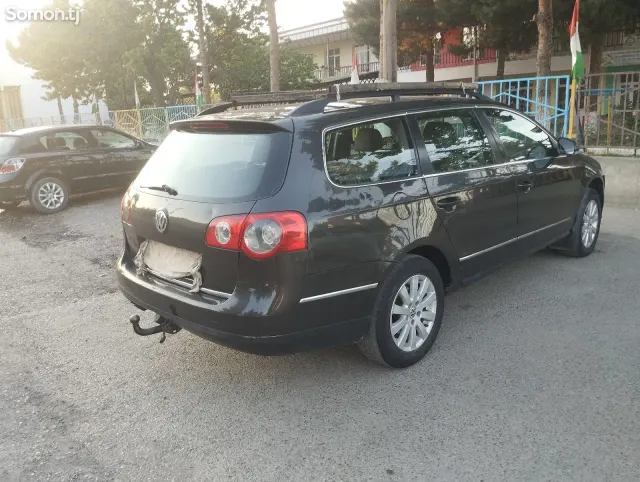 Volkswagen Passat 2007 · 2.0 MT