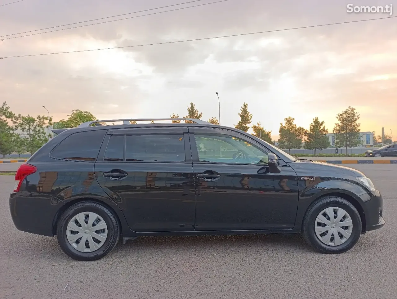 Toyota Fielder 2014 · 1.5 AT