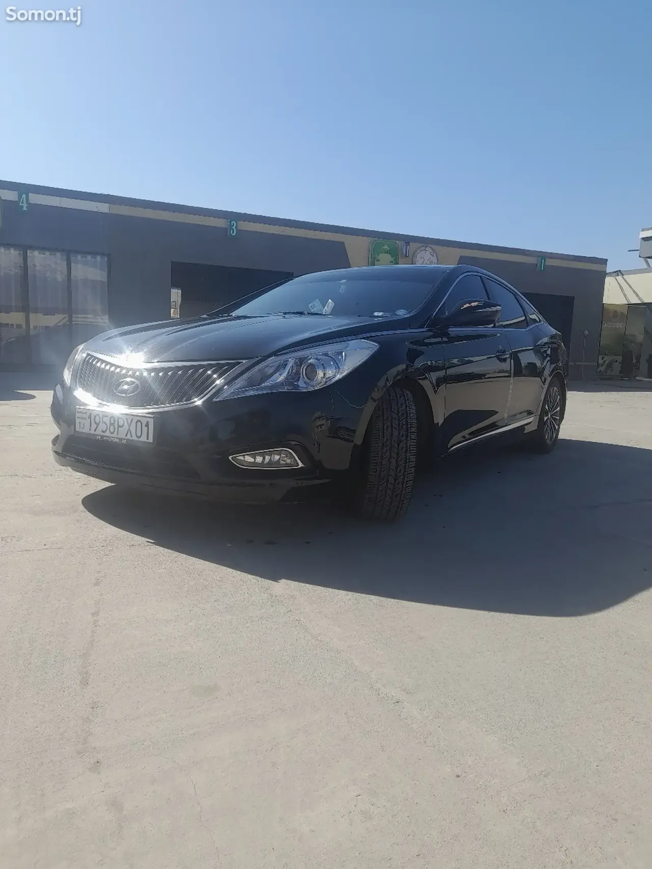 Hyundai Grandeur 2014 · 2.4 AT
