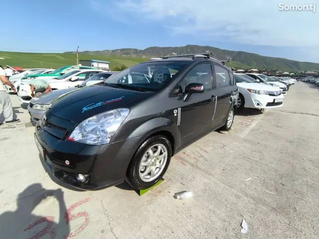 Toyota Corolla Verso 2006 · 1.8 MT