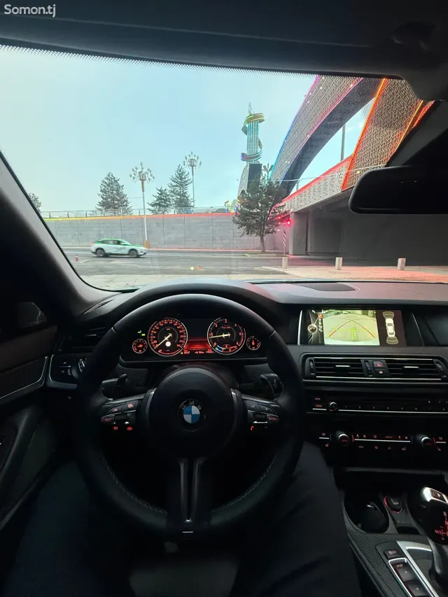 BMW 5 series 2015 · 2.0 AT
