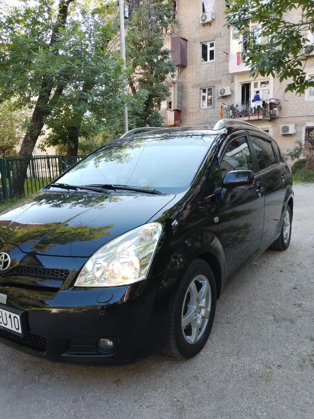 Toyota Verso 2006 · 1.8 AT