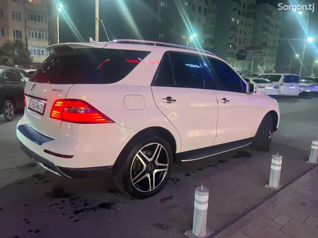 Mercedes-Benz ML class 2012 · 3.5 AT