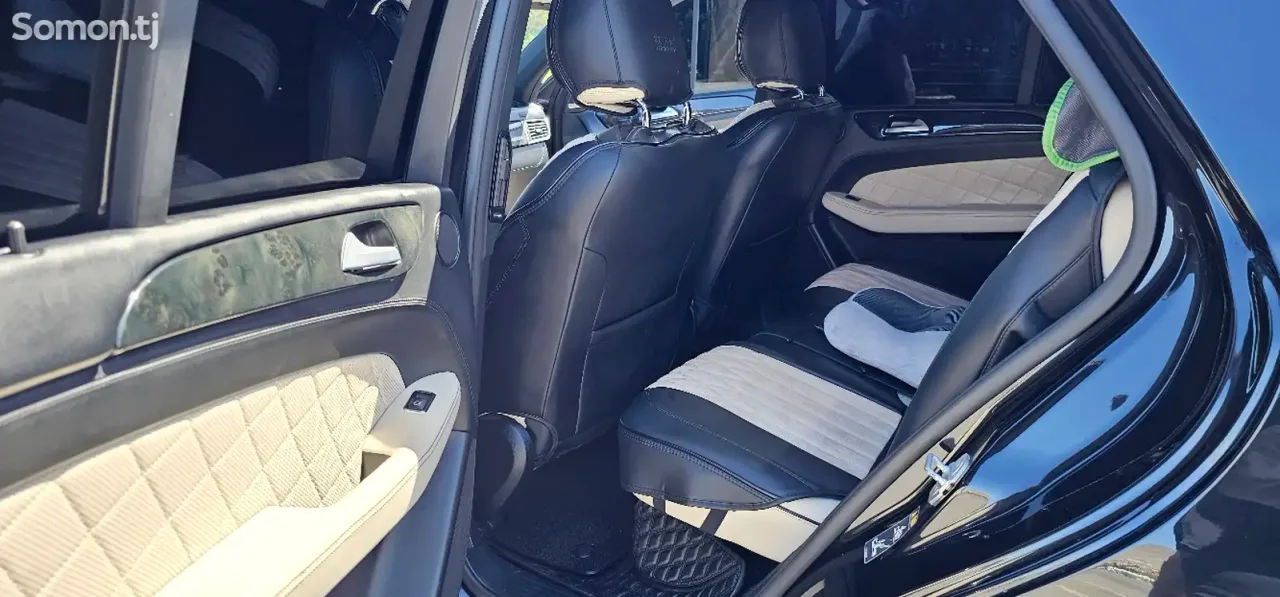 Mercedes-Benz ML class 2014 · 3.5 AT