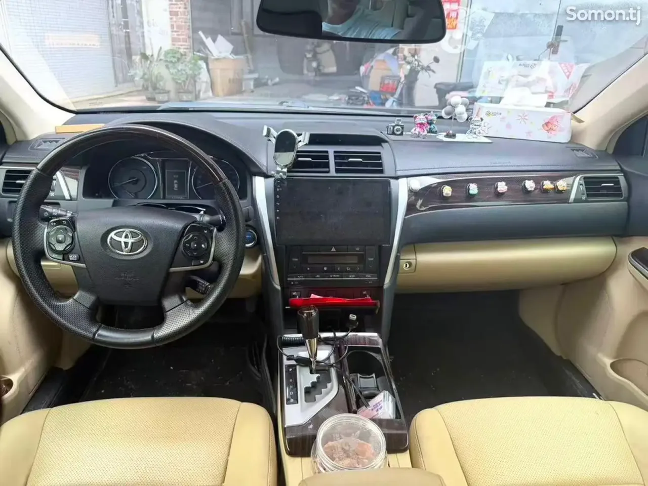 Toyota Camry 2015 · 2.5 AT