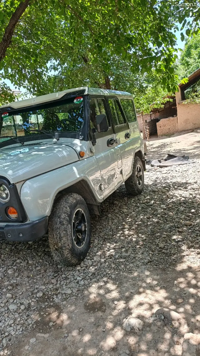 УАЗ Hunter 2005 · 1.6 MT
