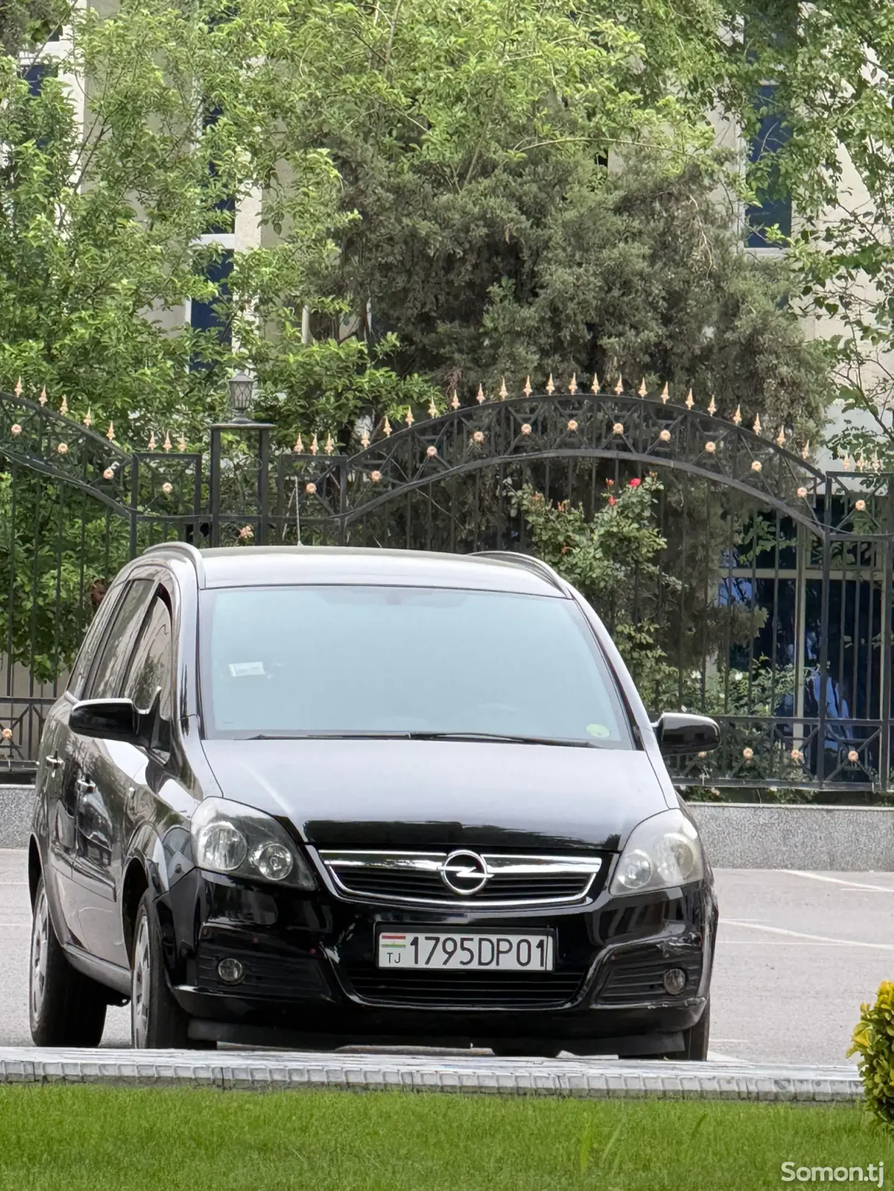 Opel Zafira 2007 · 1.8 MT