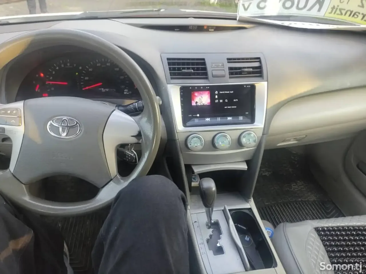 Toyota Camry 2009 · 2.4 AT