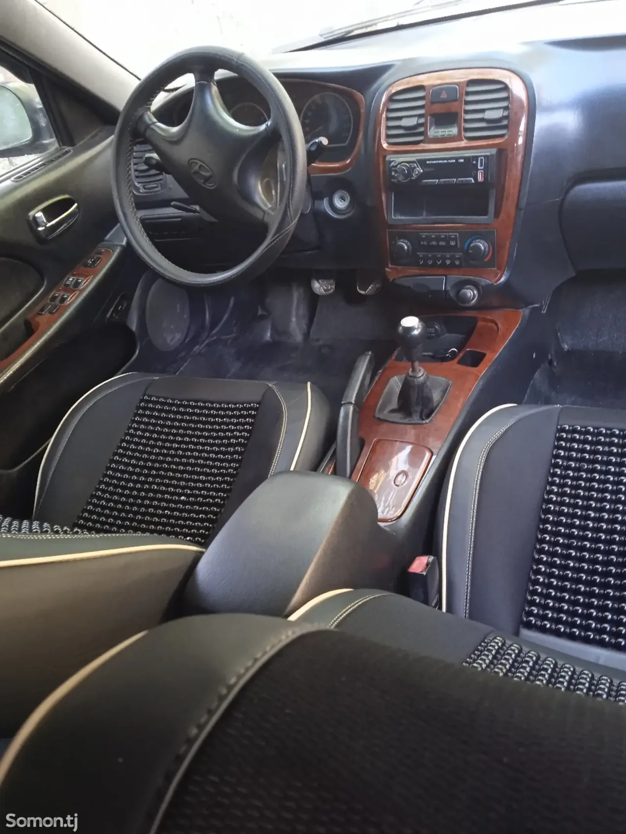 Hyundai Sonata 2003 · 1.8 MT