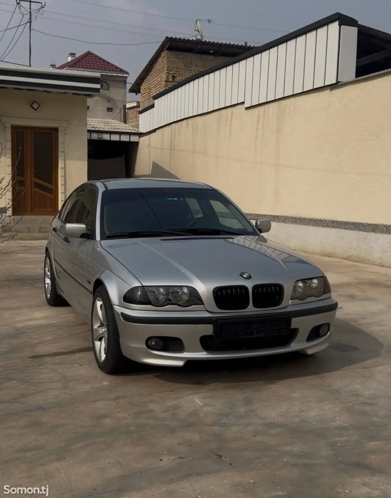 BMW 3 series 2000 · 1.8 MT