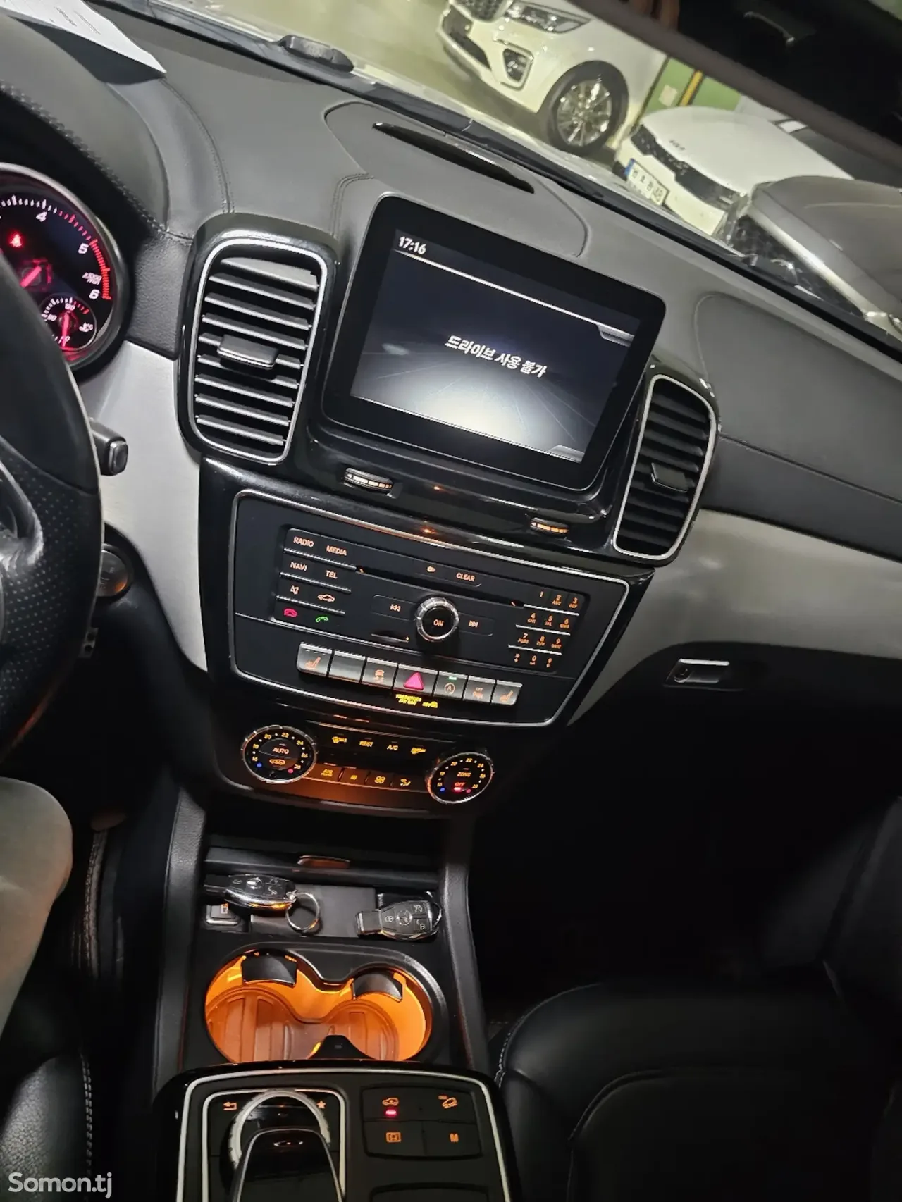 Mercedes-Benz GLE class 2016 · 3.0 AT