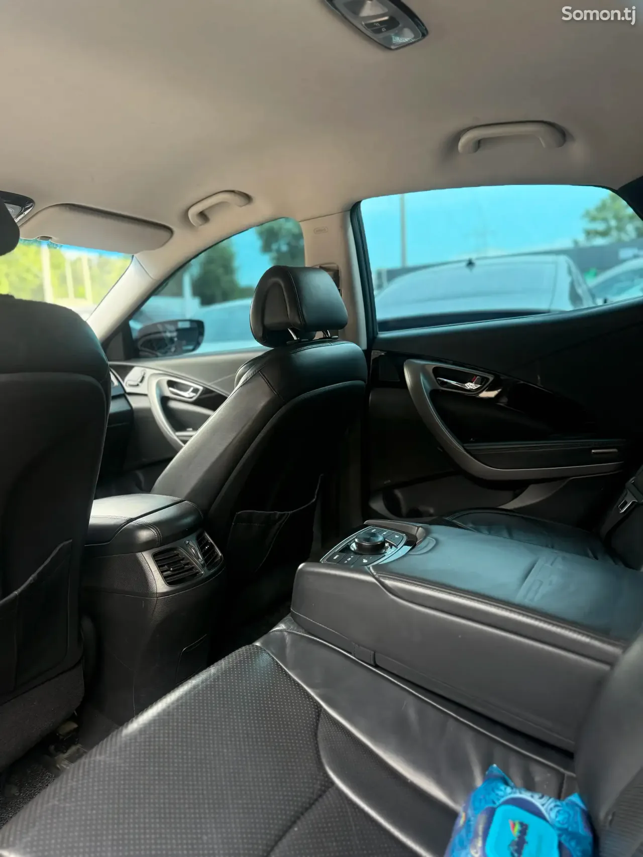 Hyundai Grandeur 2011 · 2.4 AT