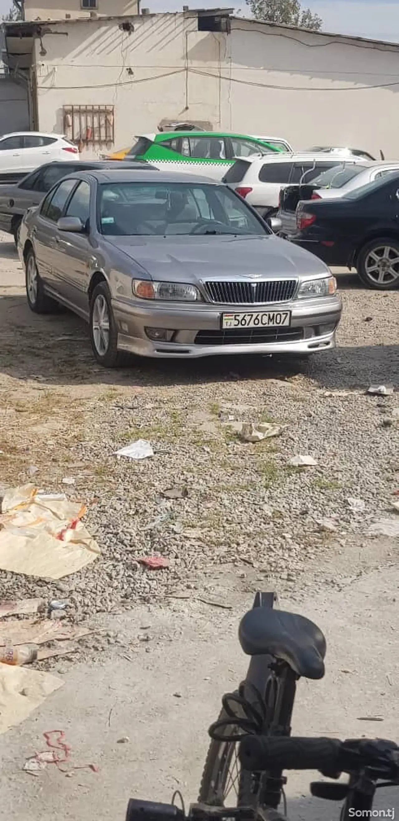 Nissan Maxima 1998 · 3.0 AT