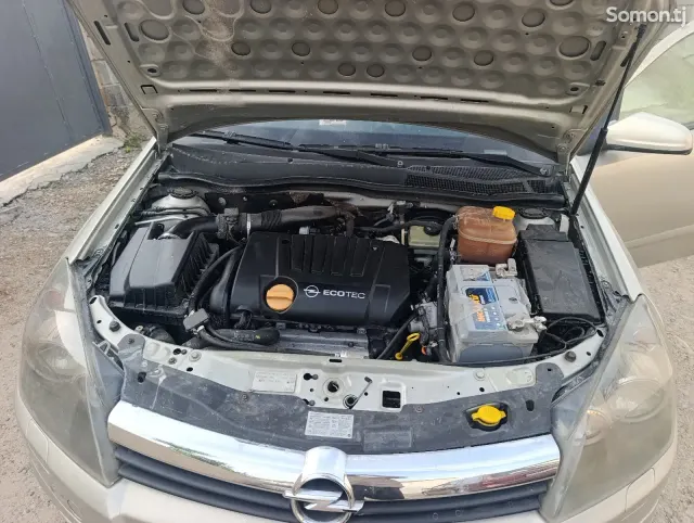 Opel Astra H 2006 · 1.8 AT