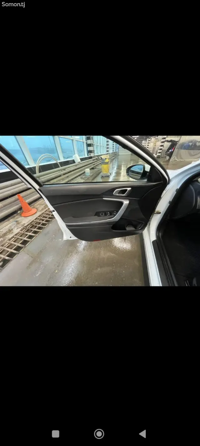 Kia Ceed 2019 · 1.6 AT