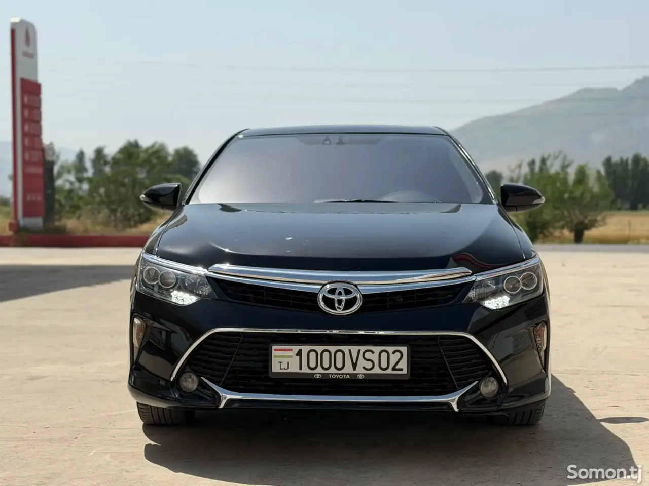 Toyota Camry 2015 · 2.5 AT