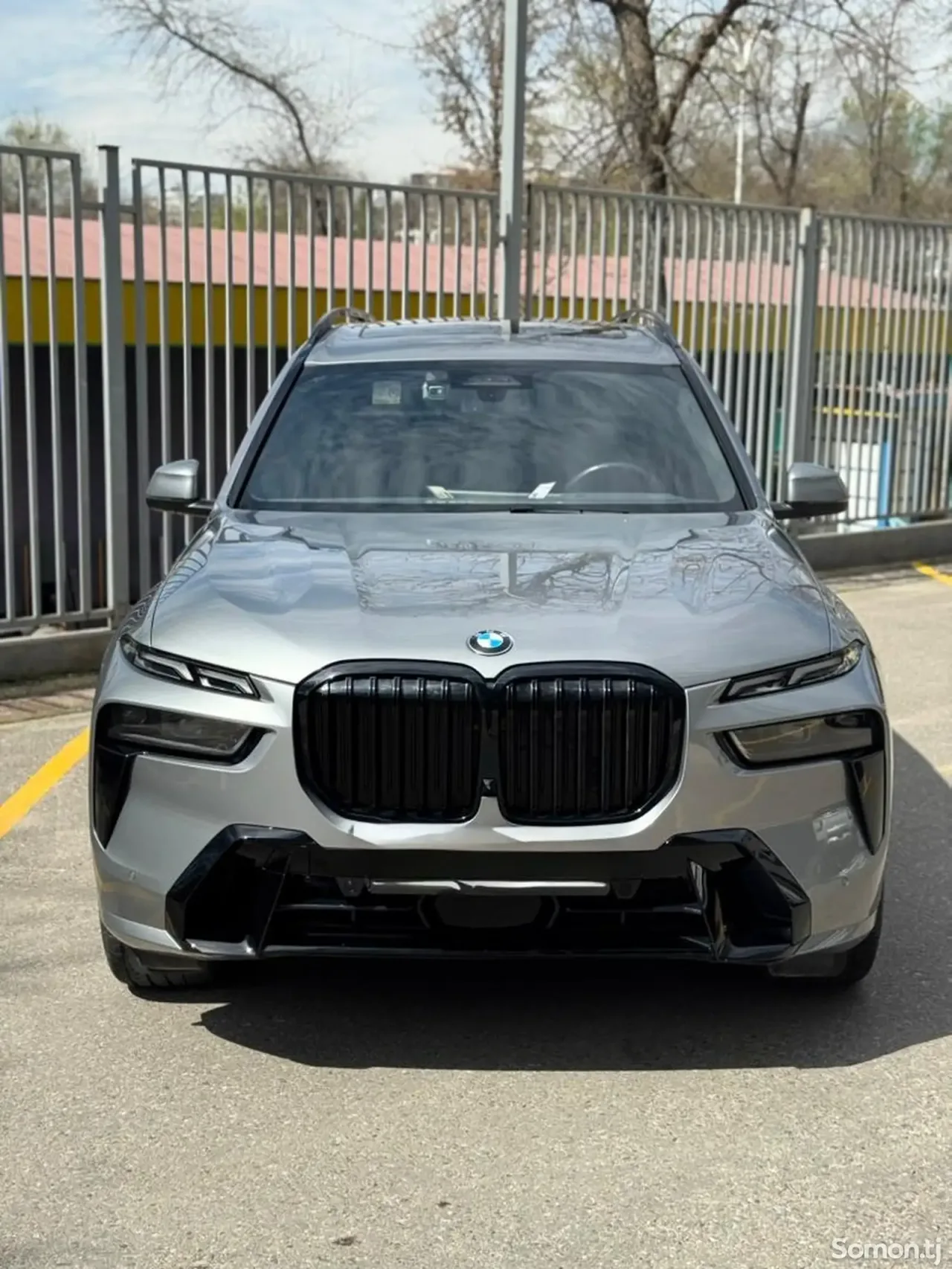 BMW X7 2023 · 4.0 CVT