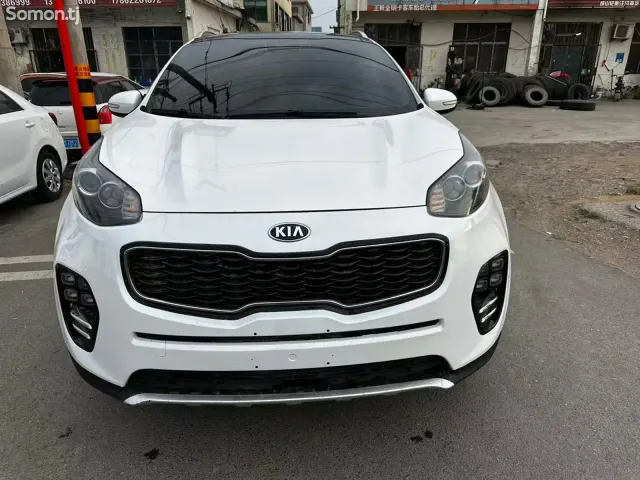Kia K5 2016 · 2.0 AT