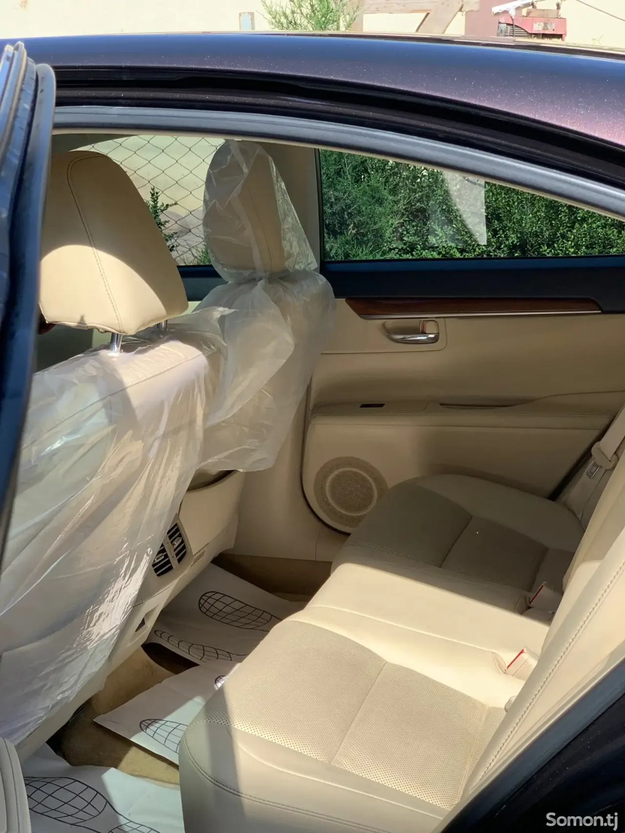 Lexus ES series 2015 · 3.0 AT