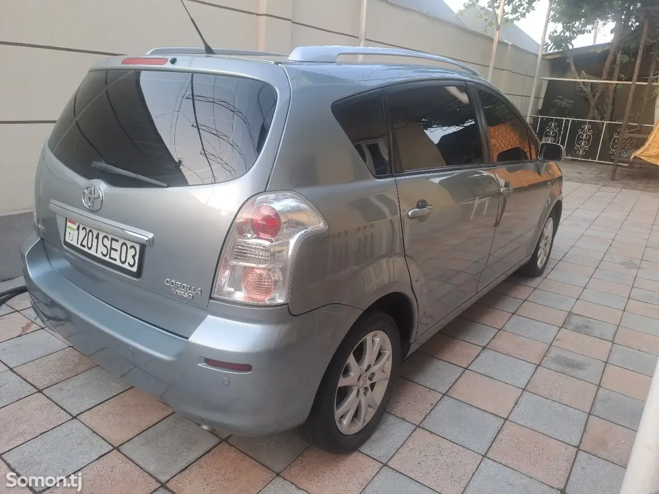 Toyota Corolla Verso 2008 · 1.8 MT