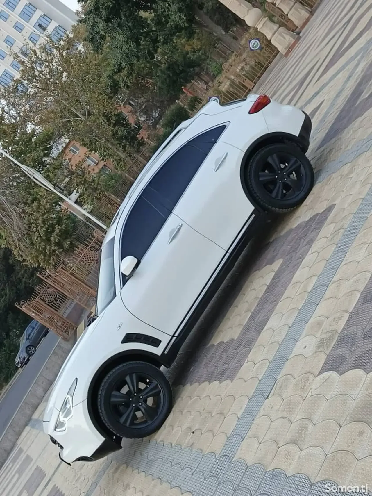 Infiniti FX series 2009 · 3.5 AT