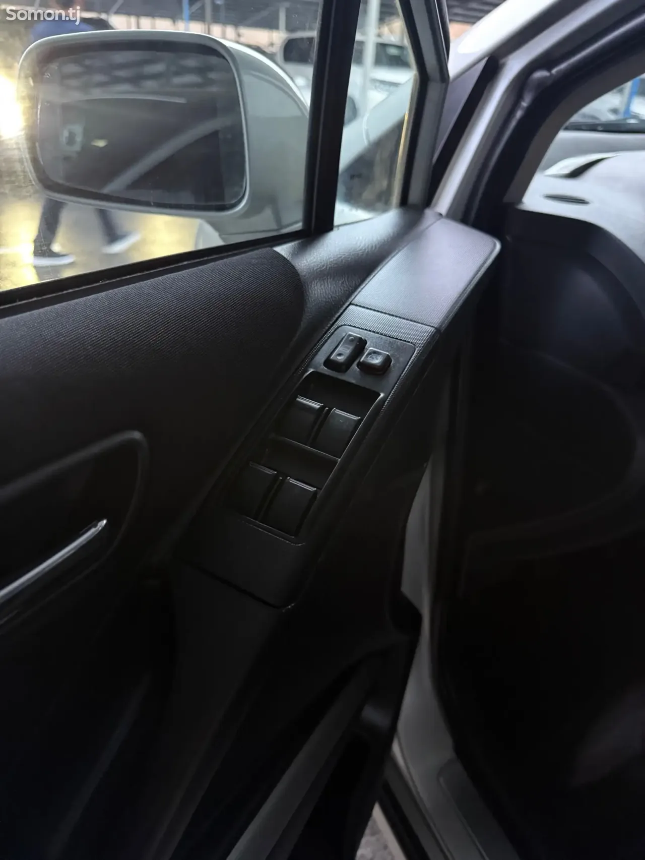 Toyota Corolla Verso 2006 · 1.8 MT