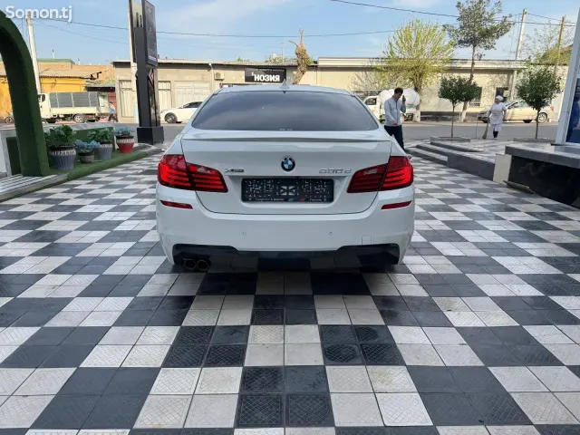 BMW 5 series 2016 · 3.0 AT