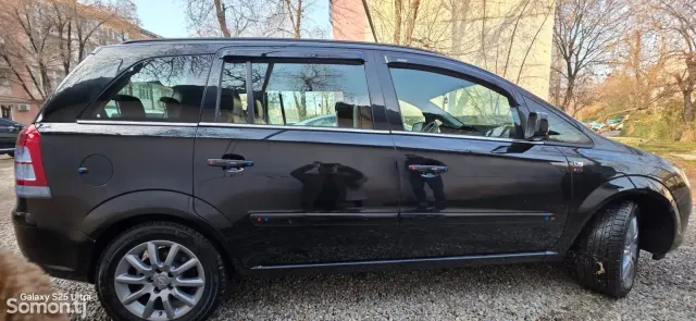 Opel Zafira 2014 · 1.8 MT