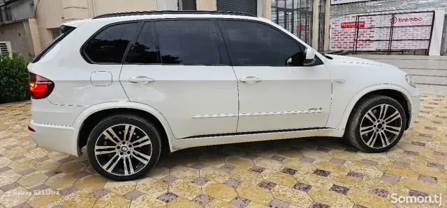 BMW X5 M 2011 · 4.0 AT
