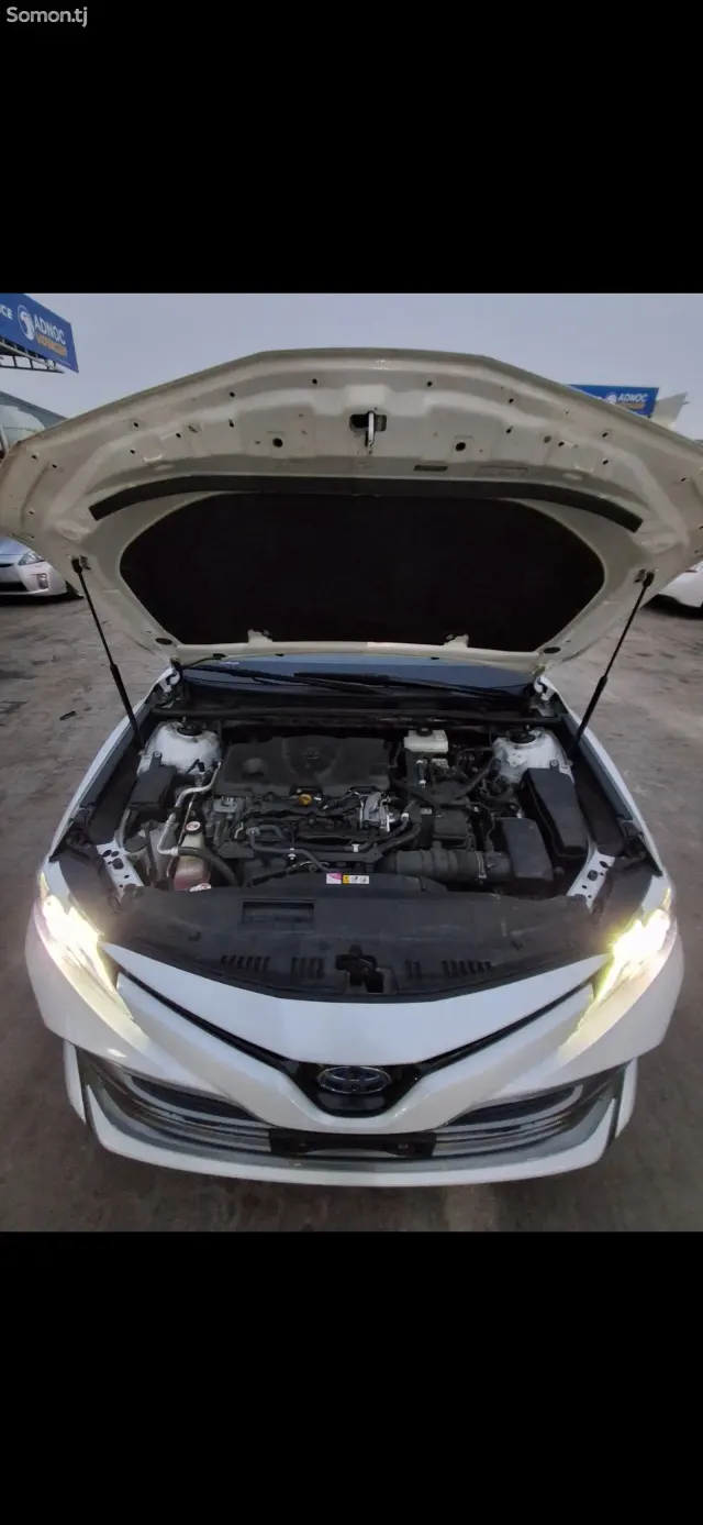 Toyota Camry 2018 · 2.5 AT