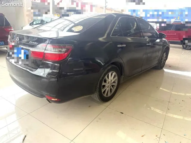 Toyota Camry 2016 · 2.0 AT