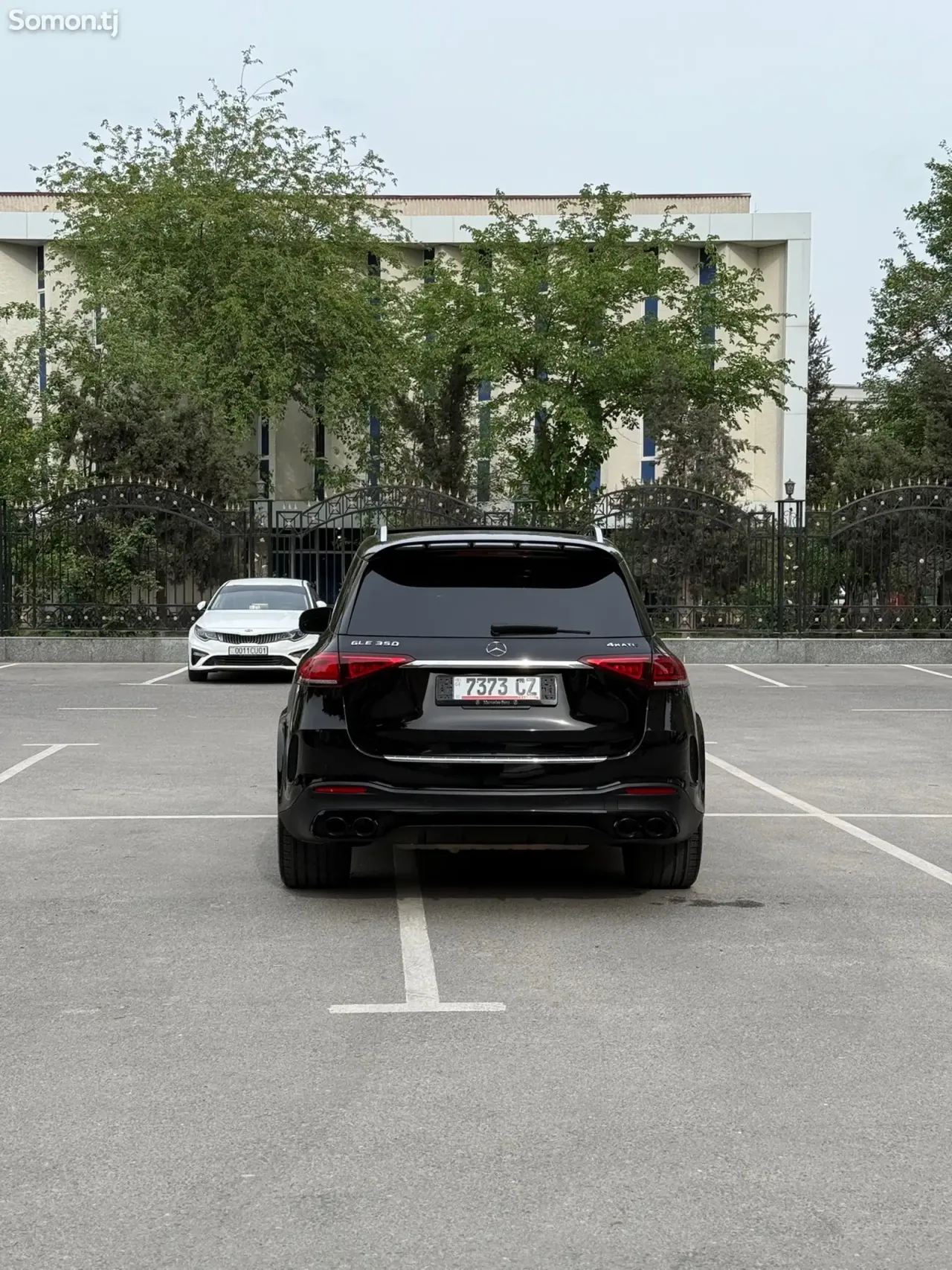 Mercedes-Benz GLE class 2020 · 2.0 AT