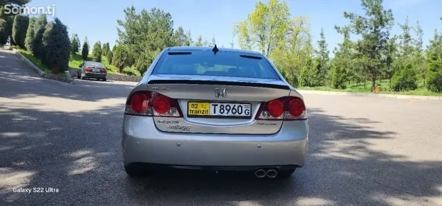 Honda Civic 2009 · AT